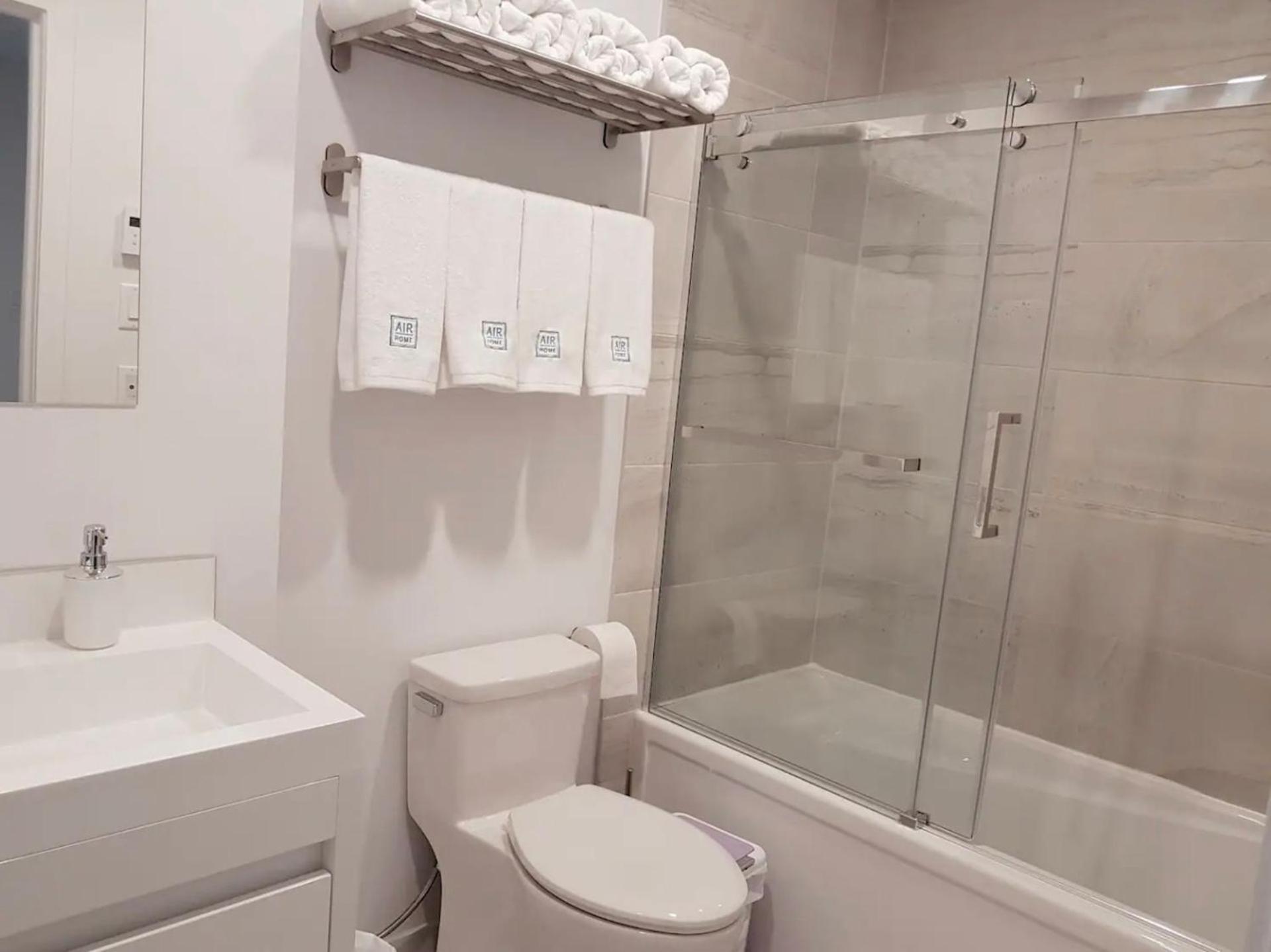 Le Bijou Airhome One Or Two Bedroom Apartment Montreal